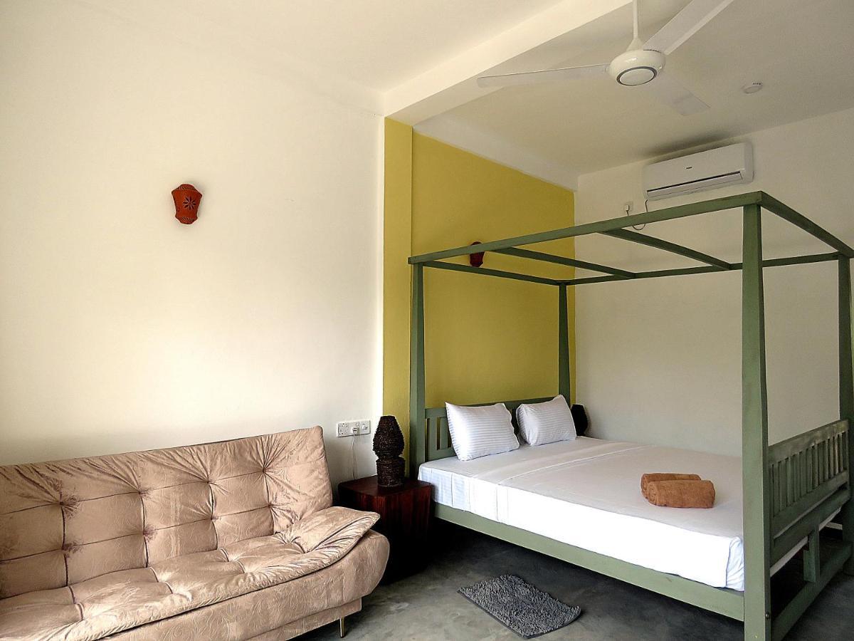H&C Heaven Beach Hotel Unawatuna Kültér fotó
